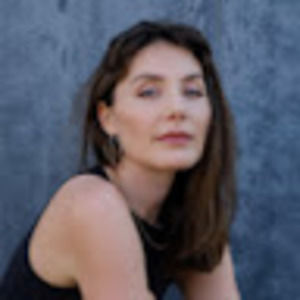 Meet your Posher, Madeline coy